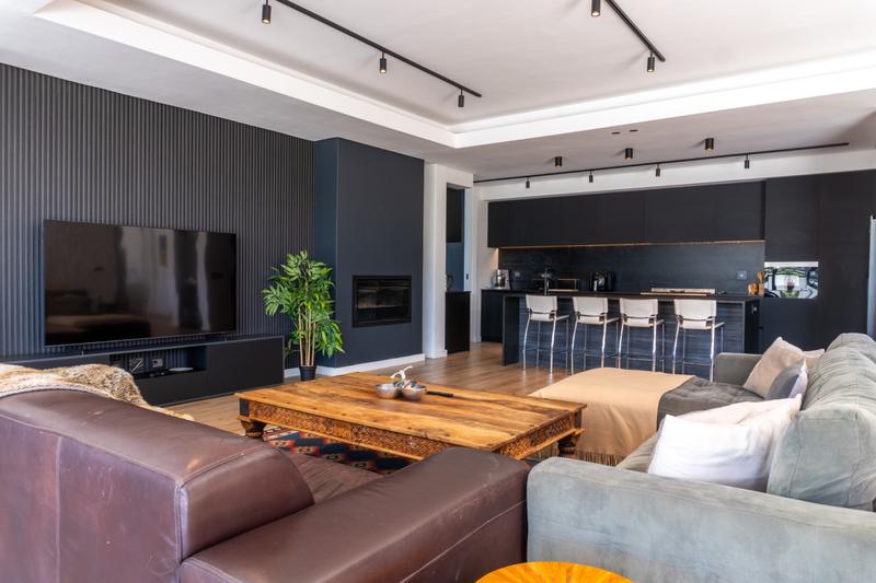 5 Bedroom Property for Sale in Val De Vie Estate Western Cape